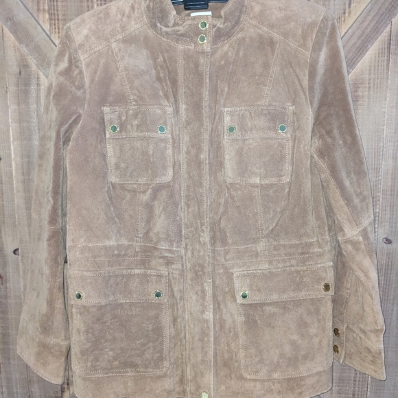 Tan suede jacket - Picture 3 of 10